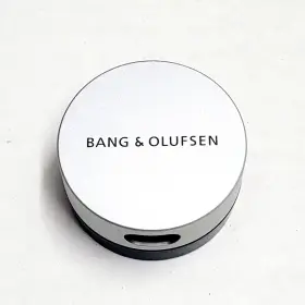 7229037 BANG OLUFSEN Beosound Level Fancy Plug Box