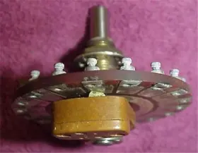 3Z9825-92.2 DAVEN Position Switch Rotation Audio Nos