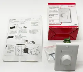 AU0050WHV1 LEGRAND Single Speaker Volume Control Wall Dial #2