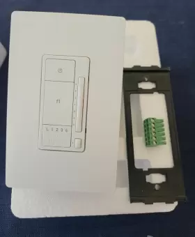 AU7010-WH LEGRAND Digital Audio Amplified Keypad