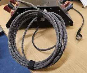 877929006396 MARTINLOGAN High Resolution Loudspeaker Switch #2