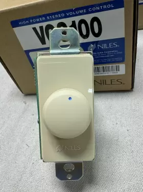 FG00962 NILES High Power Stereo Volume Control Rotary Knob