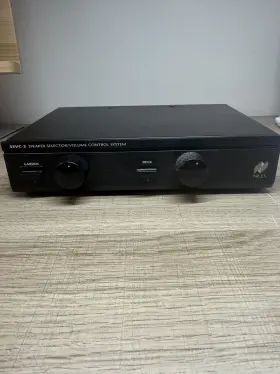 O752 NILES Audio Speaker Selector Volume Control