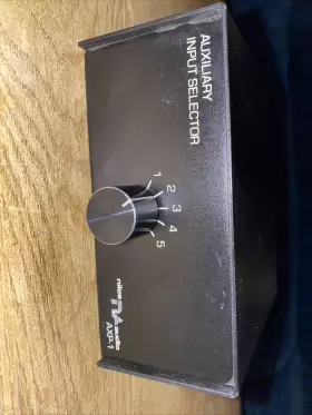 SVC-1 NILES Audio