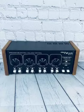 SVC-4 NILES Audio Speaker Selector Volume Control Switch Box
