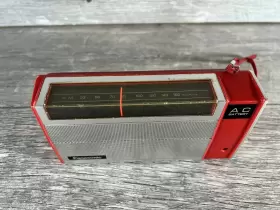 R-1492 PANASONIC Am Transistor Radio Ac Battery #3