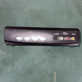 M61151 PHILIPS/MAGNAVOX Svhs Switcher