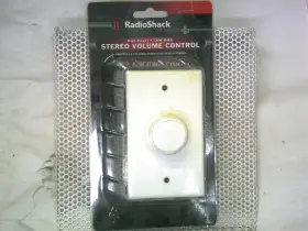 400-0987 RADIOSHACK Nos Power Stereo Volume Control Audio
