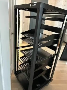 C2109110 SANUS Rack Venting Shelves Tall #2