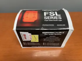 FSL-1 SESCOM Triple Studio Air Light