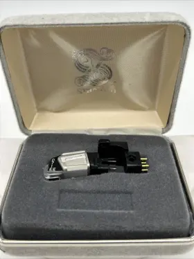 L72OEEE STANTON Mount Stereo Phono Cartridge Box